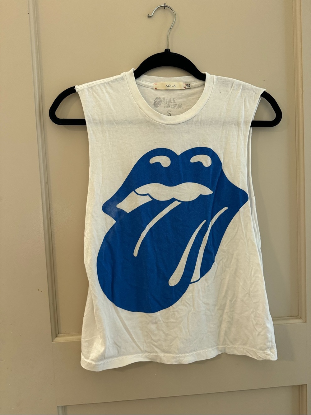 AO.LA Blue & Lonesome Alice + Olivia Blue Graphic Sleeveless Tee XS/S